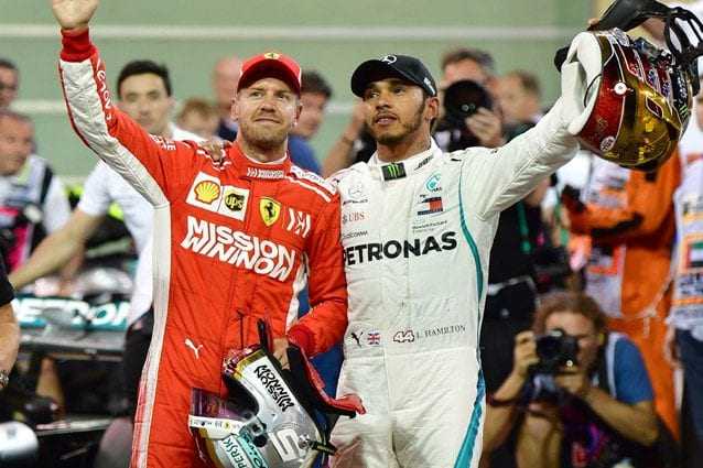 Sebastian Vettel dietro a Lewis Hamilton – Getty images